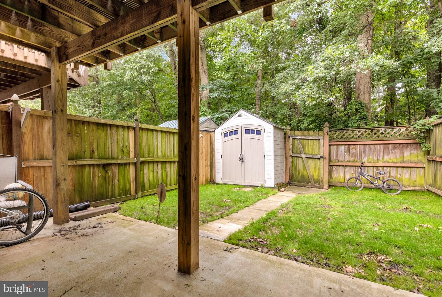 8173 Sheffield Court photo 29