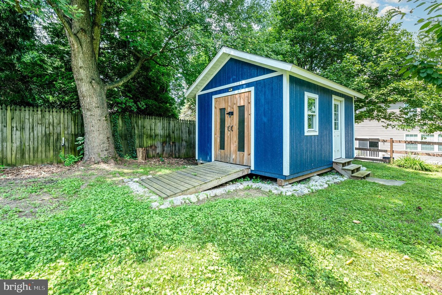 2932 Rogers Avenue photo 9