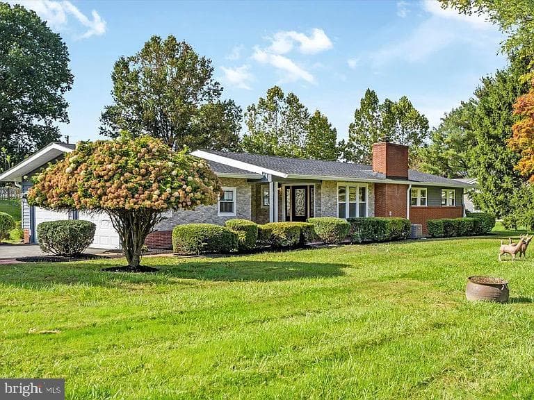 4602 Westhill Rd photo 2