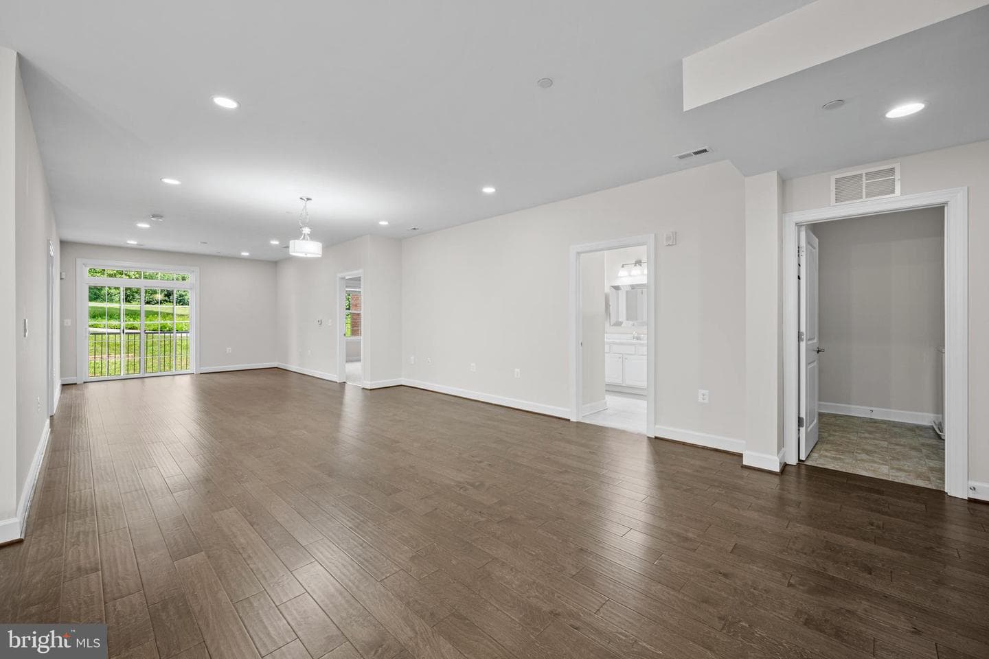 10520 Resort Road #106 photo 12