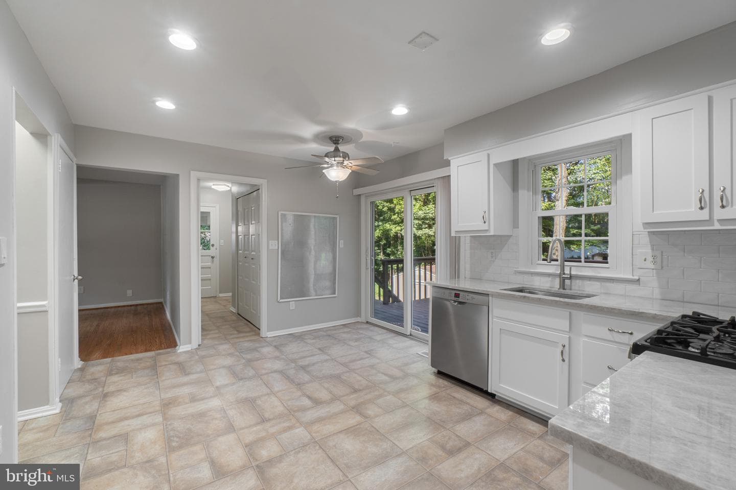 6080 Babylon Crest photo 11
