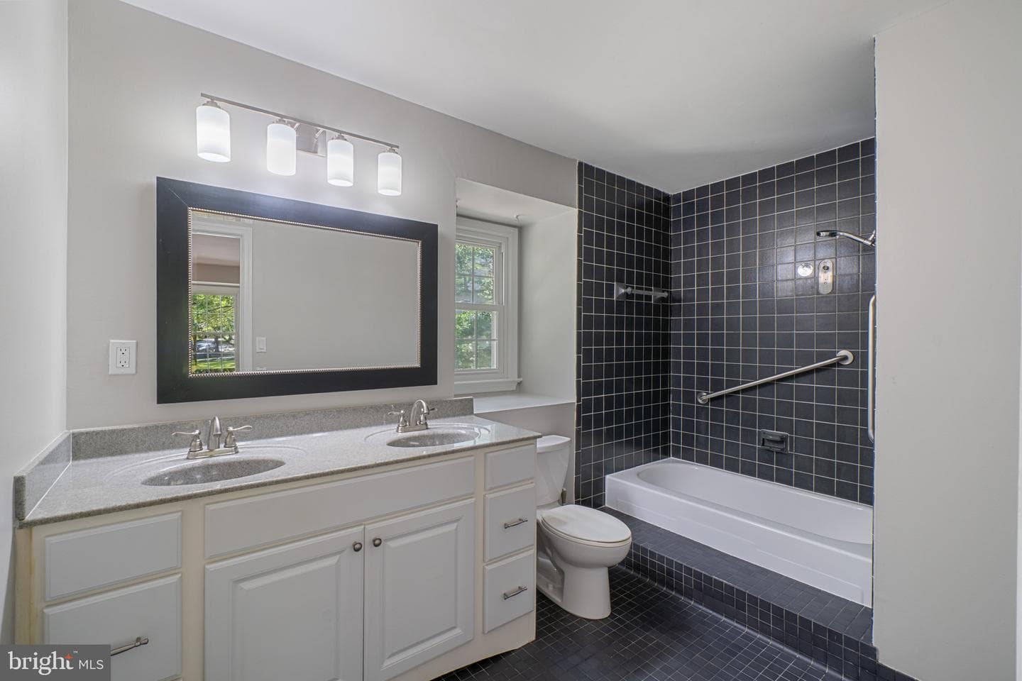 6080 Babylon Crest photo 17