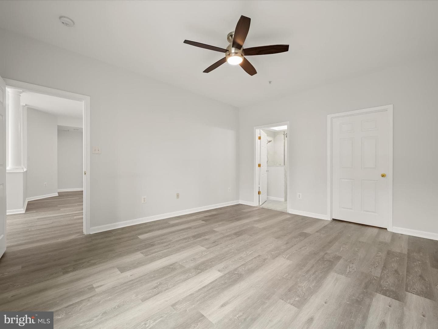 10822 Warfield Place #102 photo 17