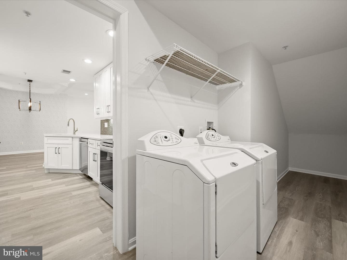 10822 Warfield Place #102 photo 25