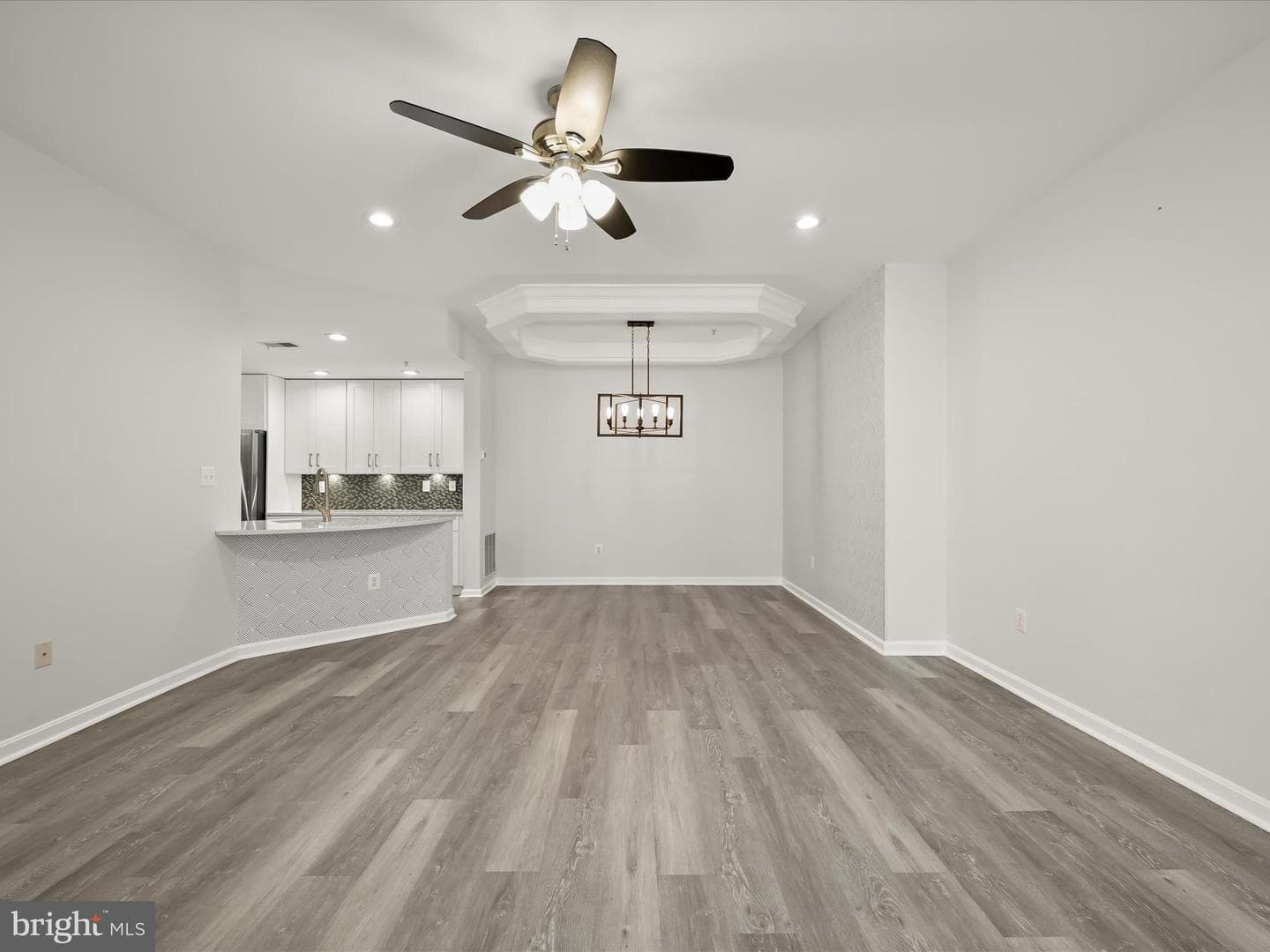 10822 Warfield Place #102 photo 3