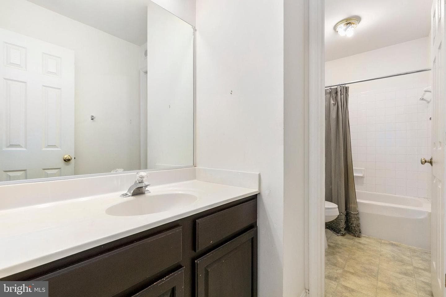 4146 Sears House Court photo 28