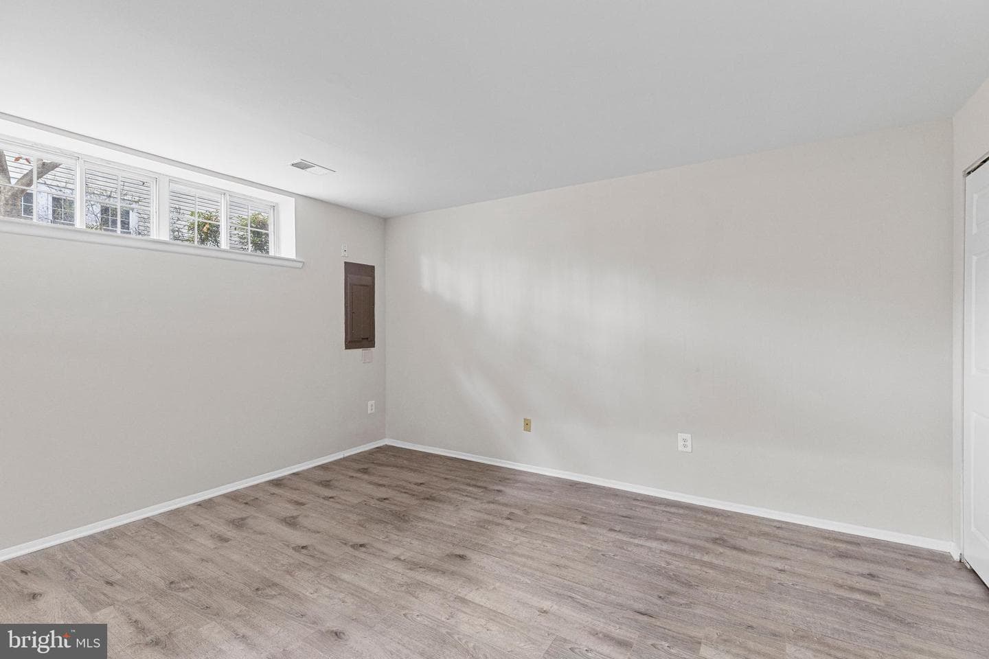 8871 Stonebrook Lane photo 24
