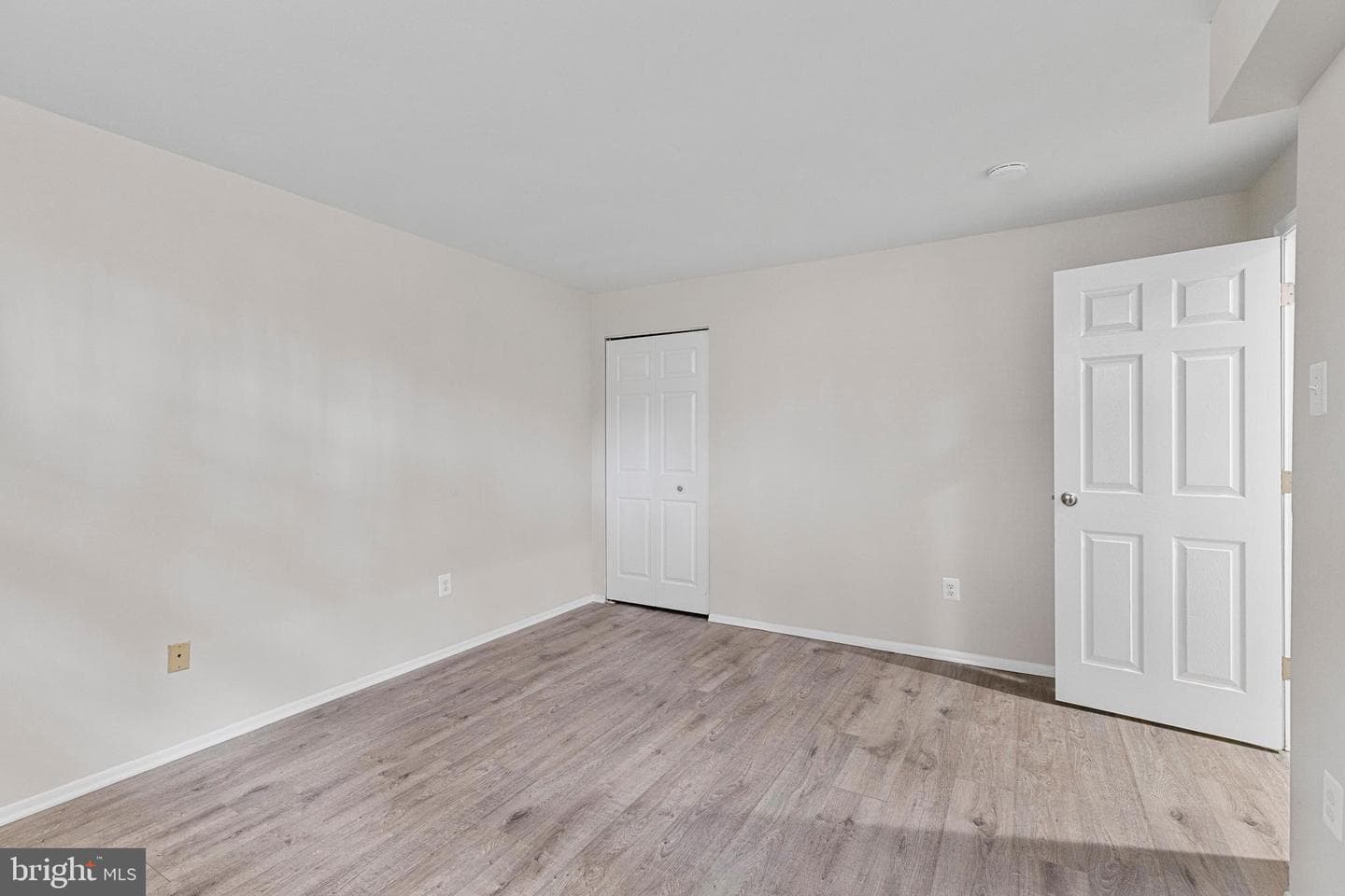 8871 Stonebrook Lane photo 26