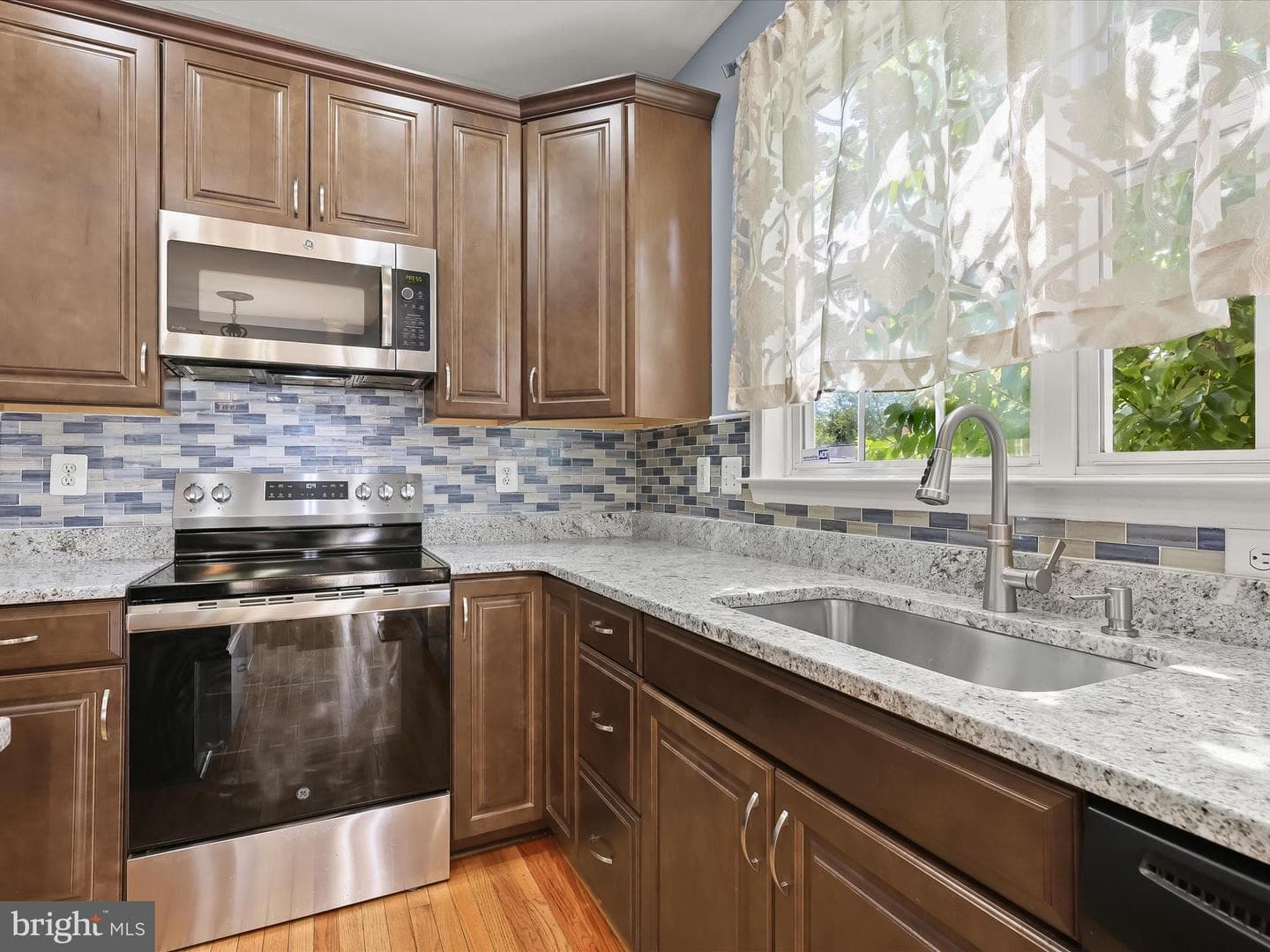 5816 Rockburn Woods Way photo 12