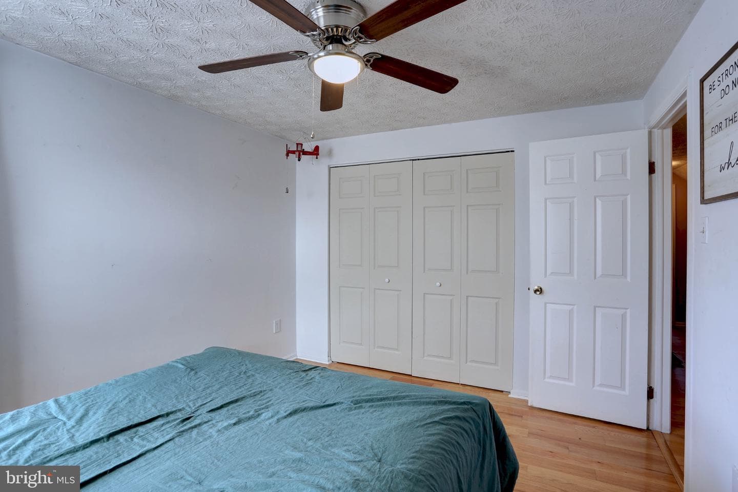 8200 Splashing Brook Court photo 35
