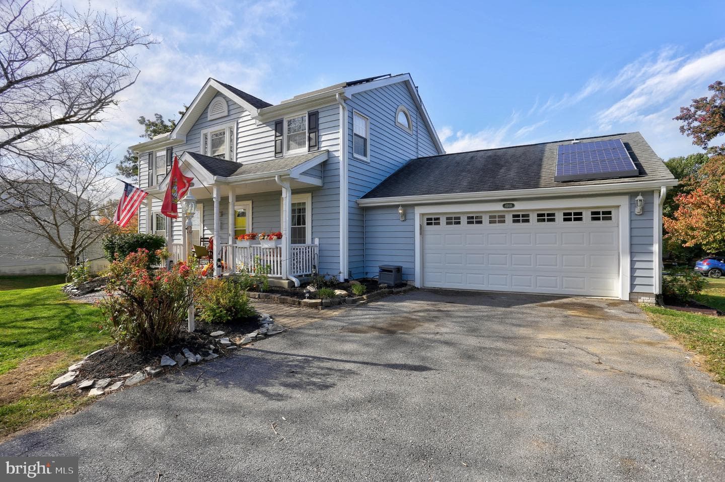 8200 Splashing Brook Court photo 5