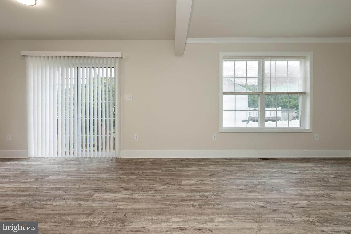 6274 Mound Street photo 34