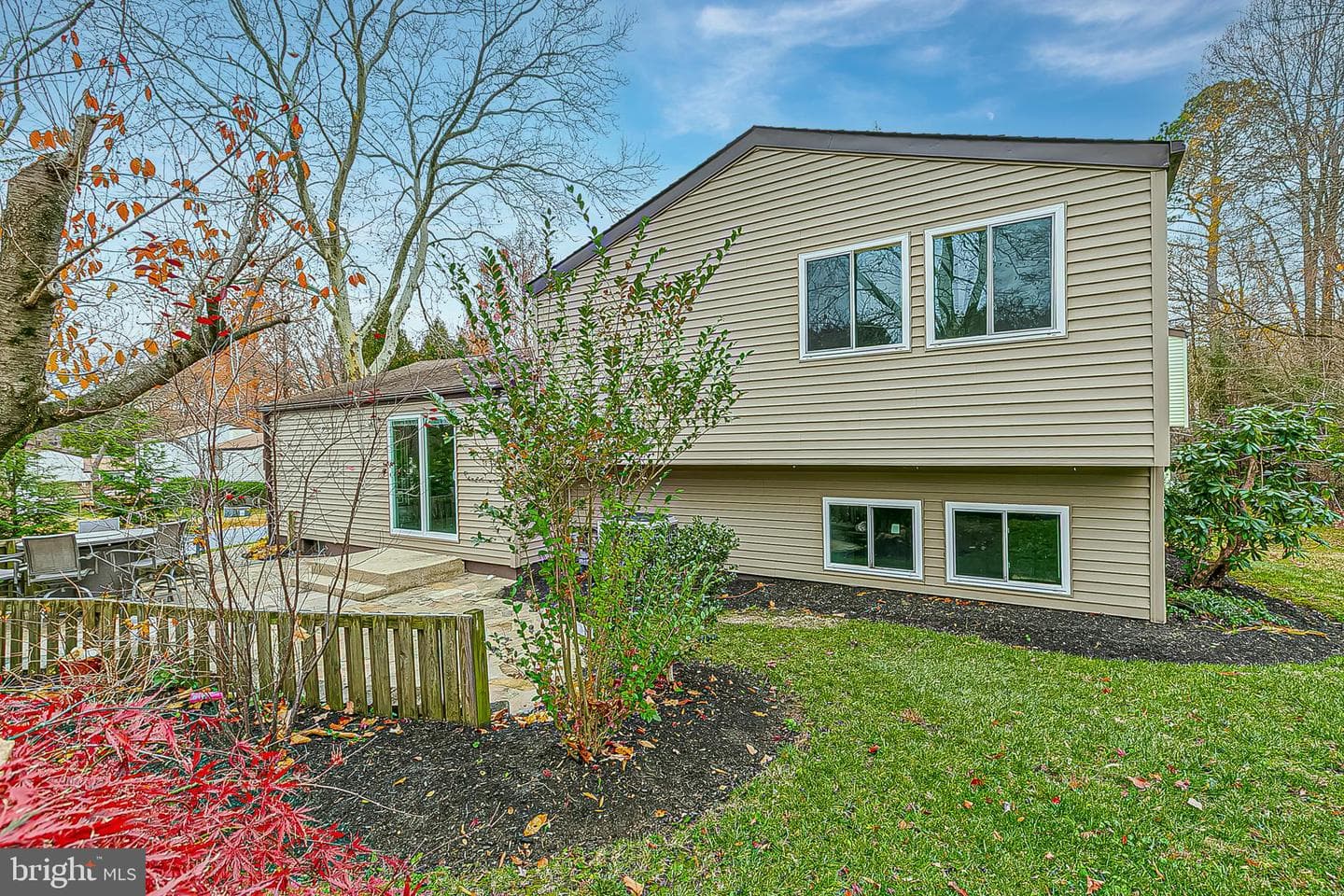 9068 Goldamber Garth photo 37