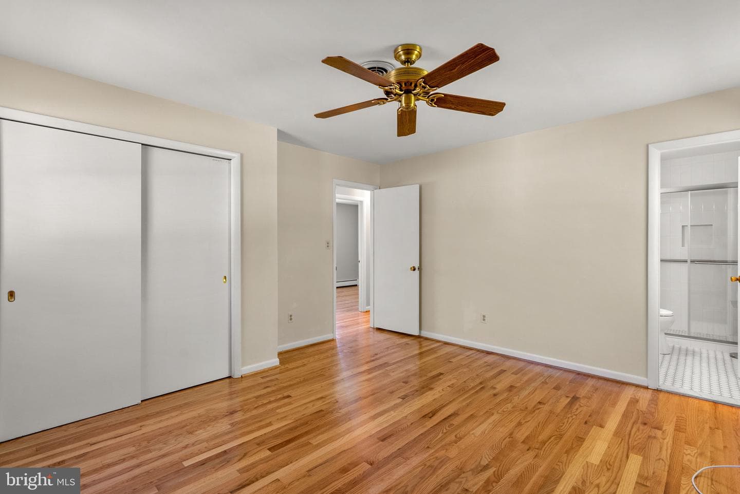 9398 Furrow Avenue photo 15