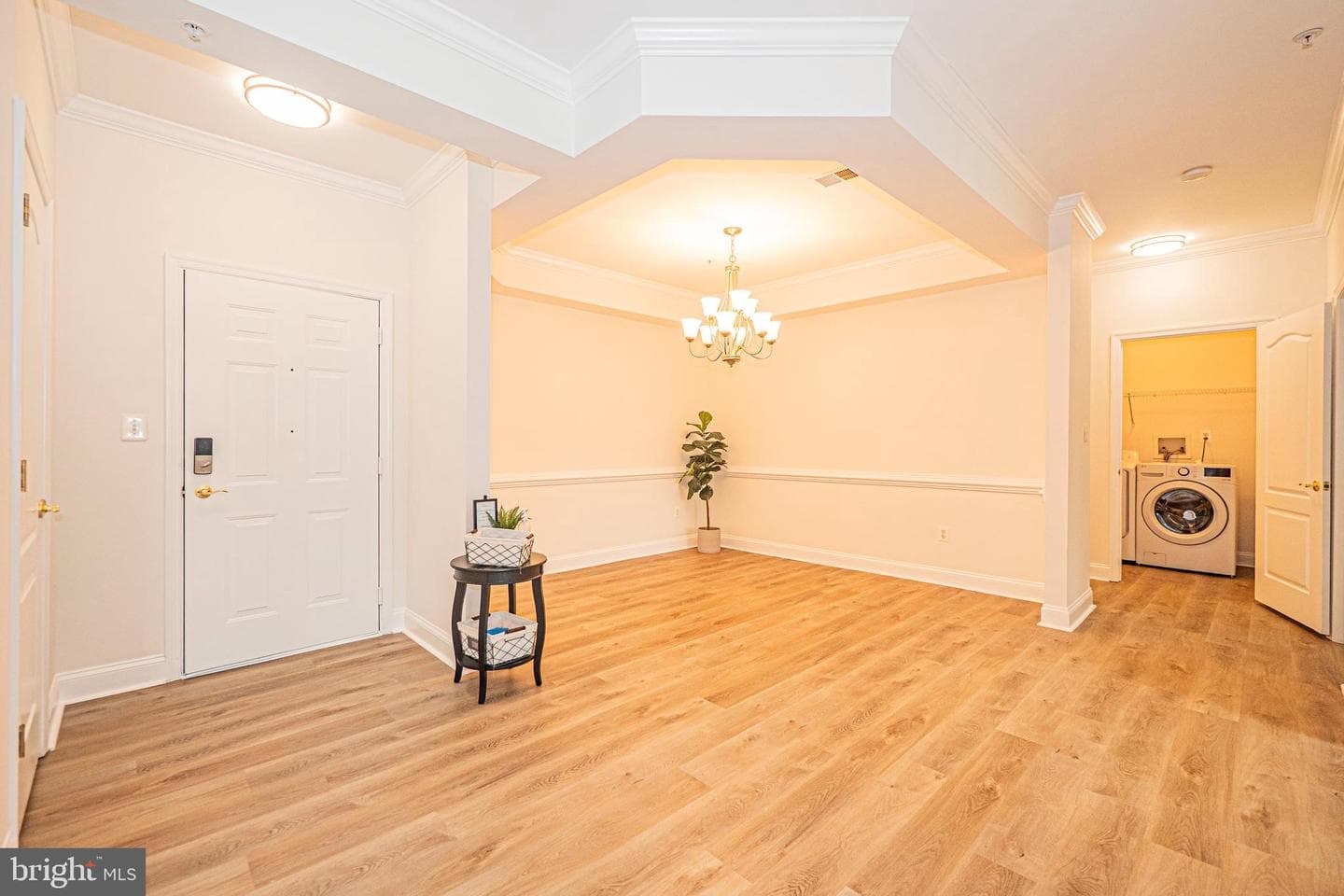 2115 Ganton Grn #g-106 photo 2