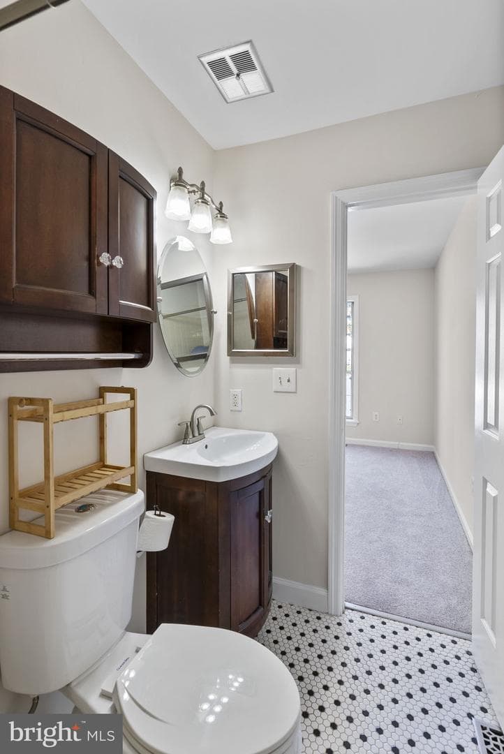 5877 Rowanberry Drive #b 36 photo 26