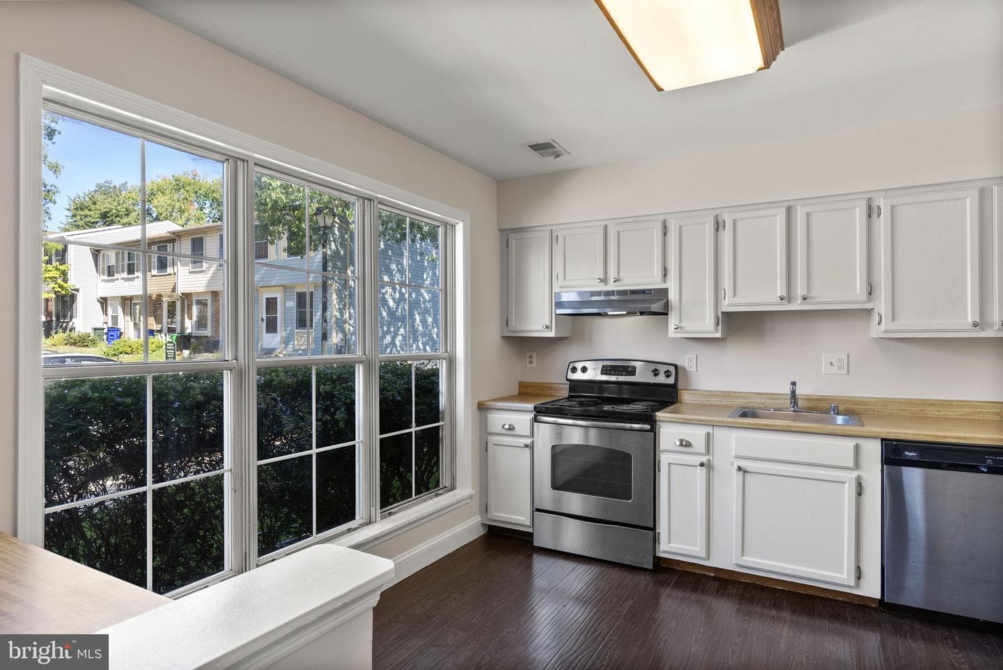 5877 Rowanberry Drive #b 36 photo 5