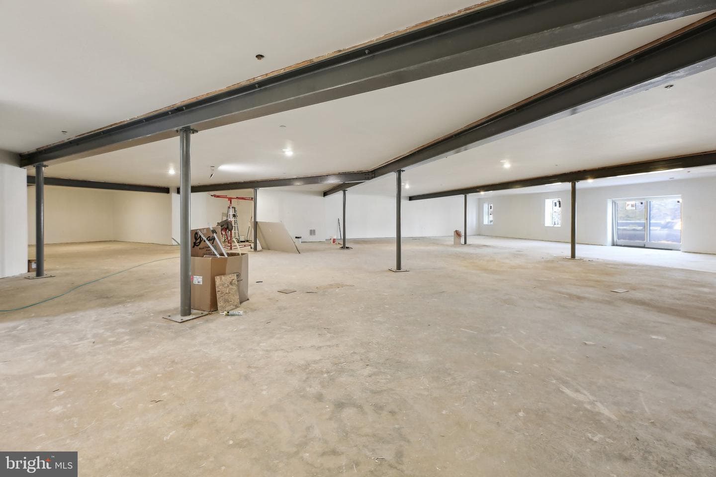 8325 Grove Angle Road photo 55