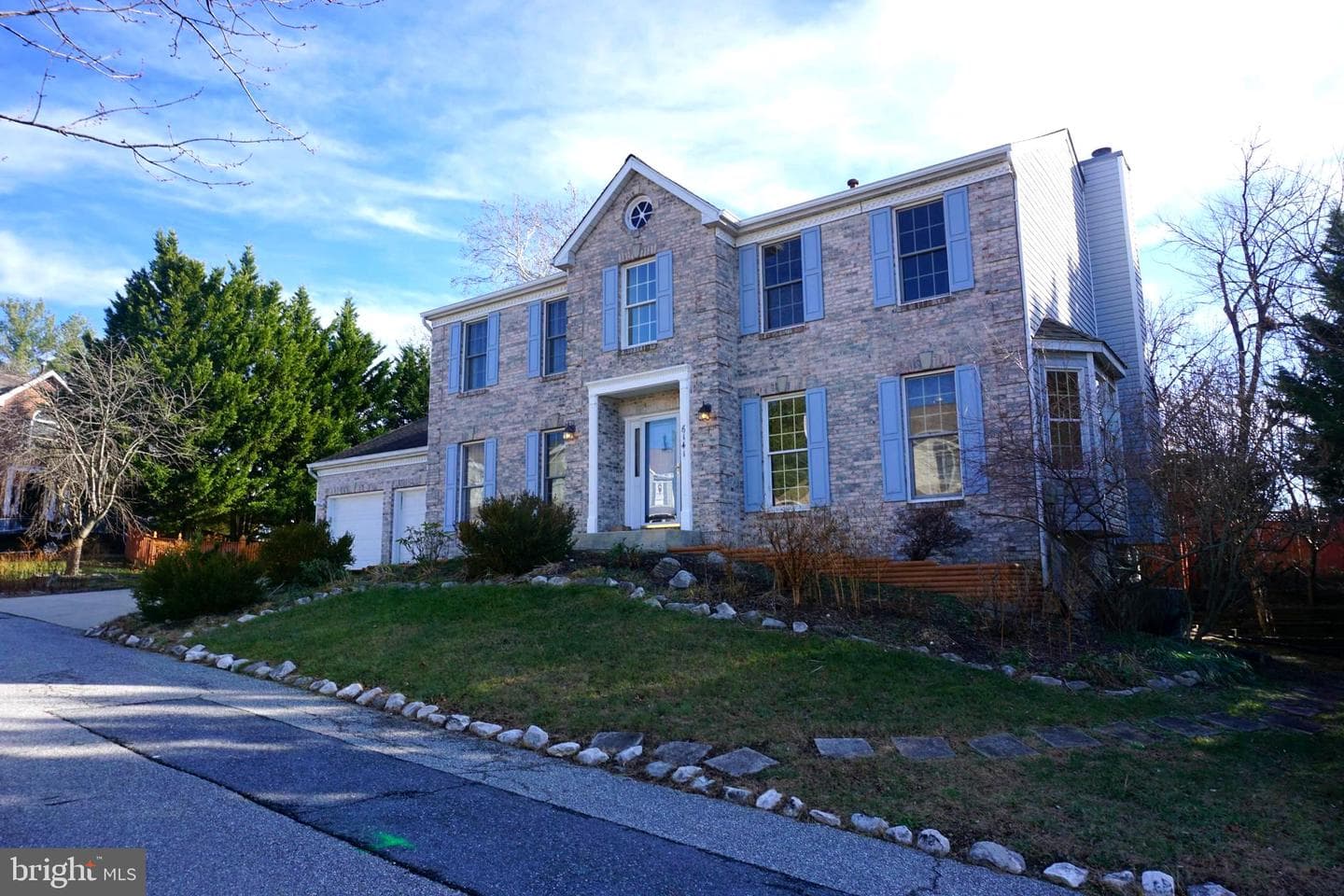 6141 Golden Bell Way photo 2
