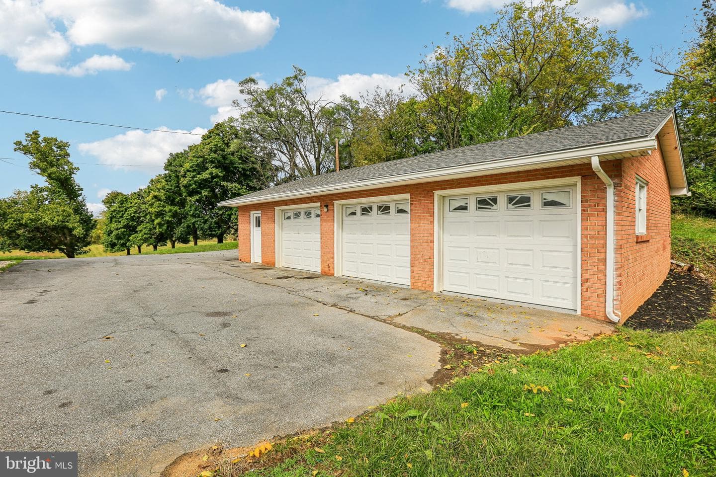 15474 Roxbury Road photo 43