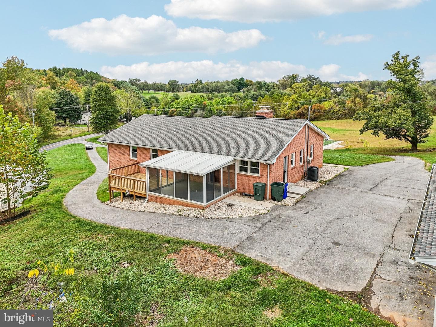 15474 Roxbury Road photo 51