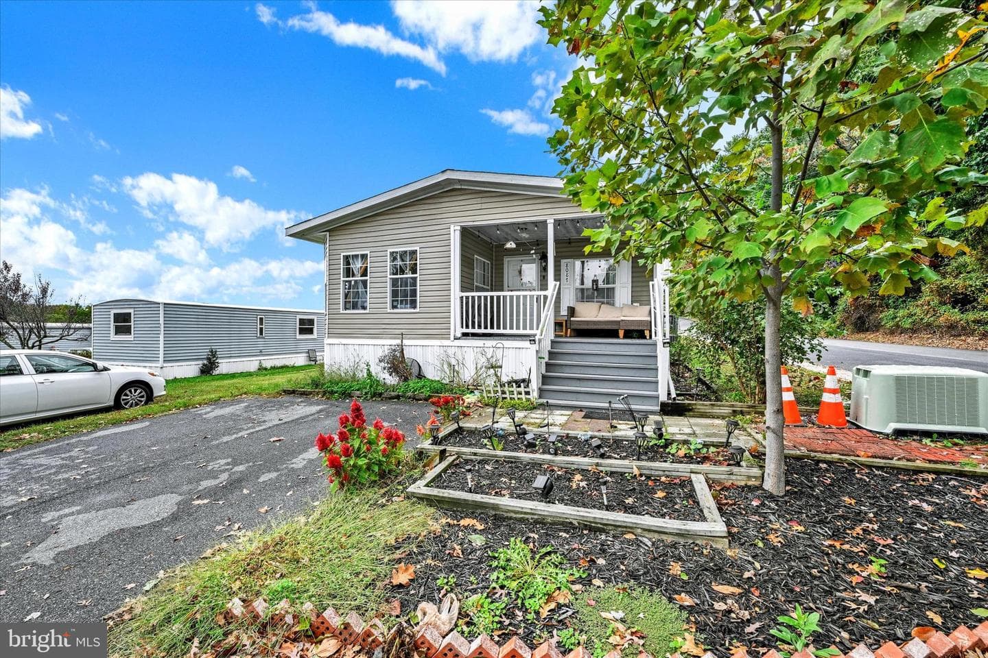8087 Keeton Rd photo 2