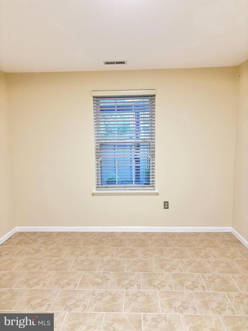 9279 Brewington Lane photo 35