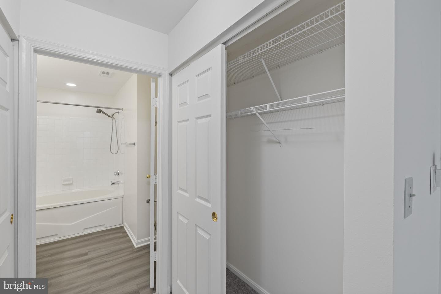 5941 Millrace Court #d-101 photo 15