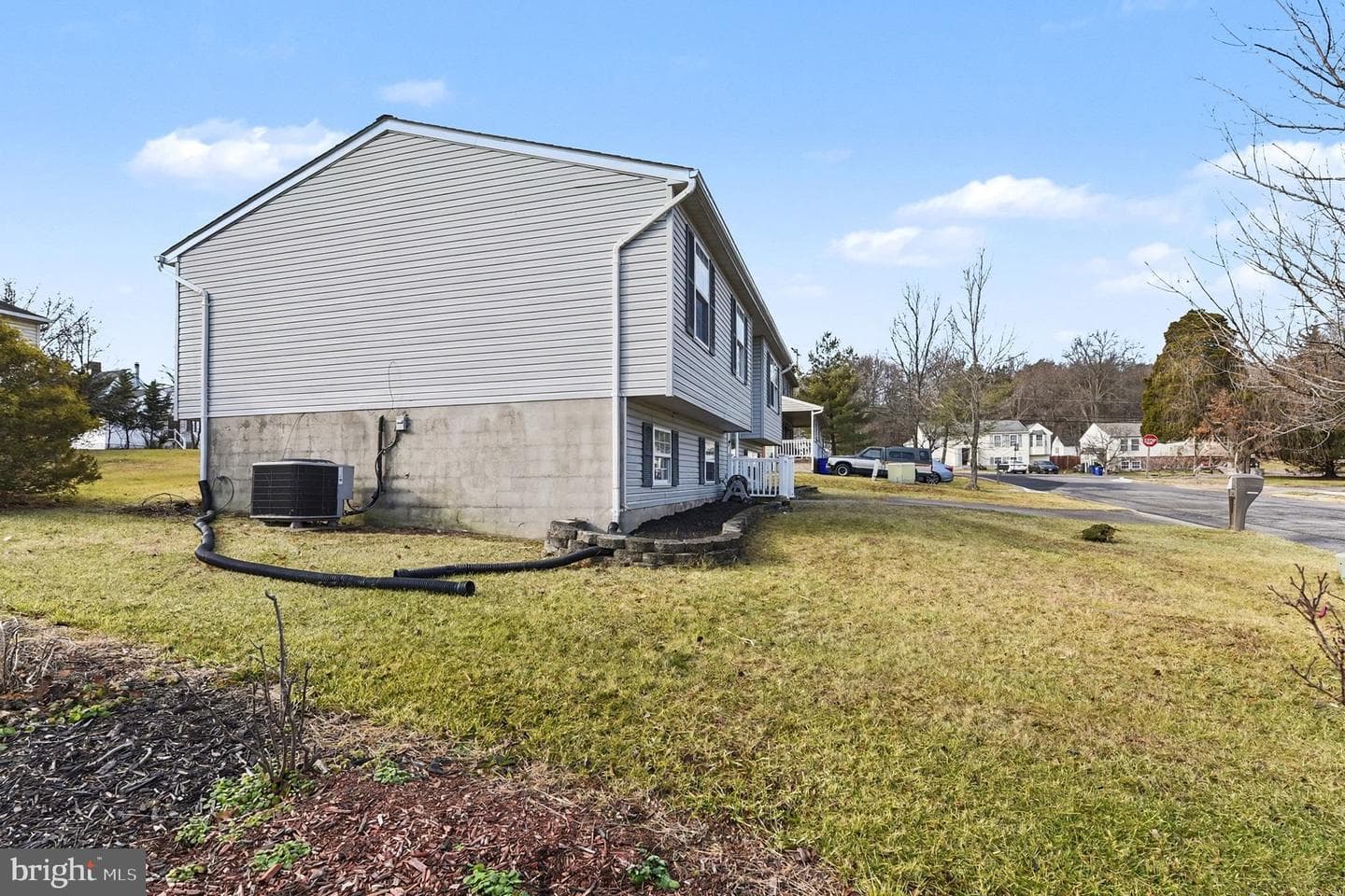 8304 Granville Road photo 25