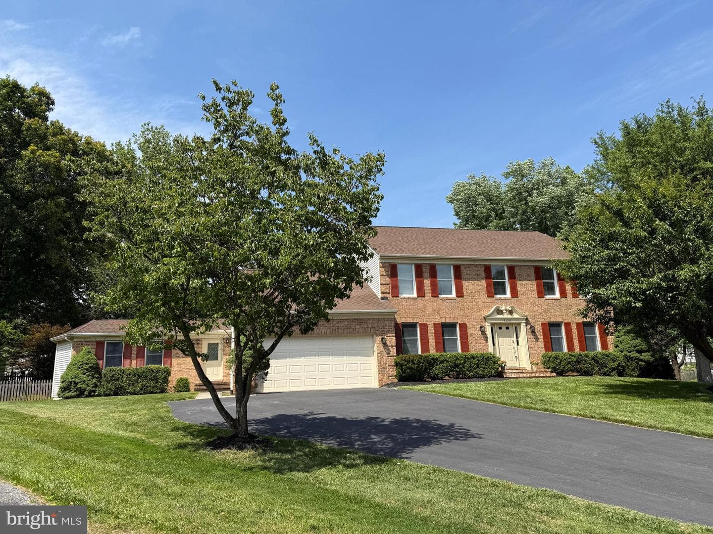 10228 Clubhouse Court photo 3