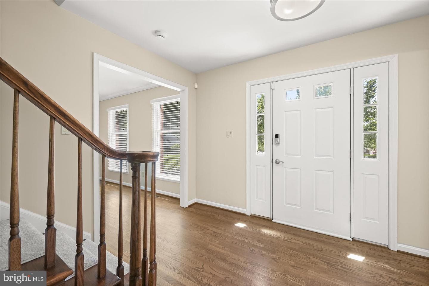 10228 Clubhouse Court photo 5