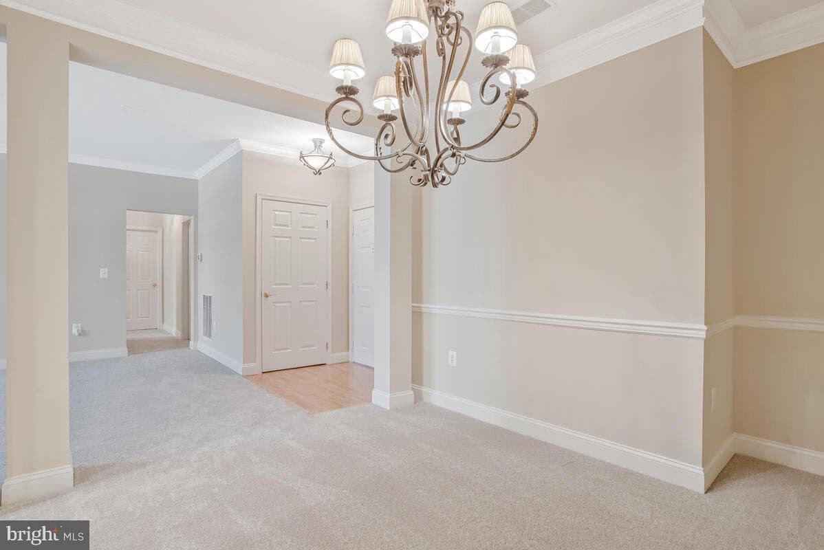 2550 Kensington Gardens #205 photo 12