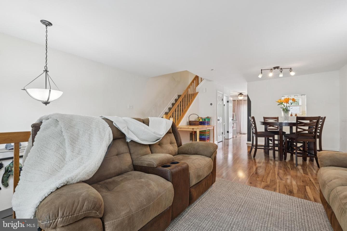 9609 Clocktower Lane photo 10