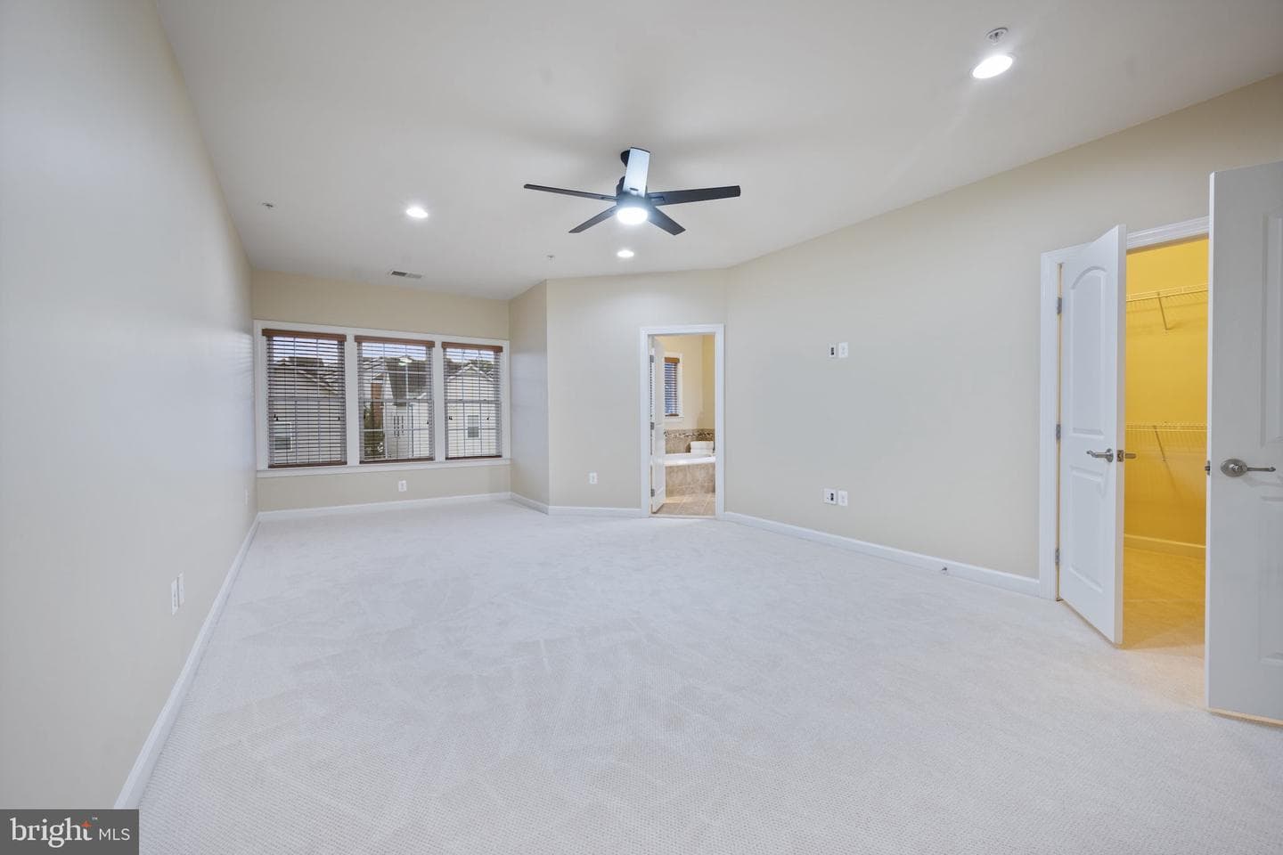 8976 Tawes Street photo 36