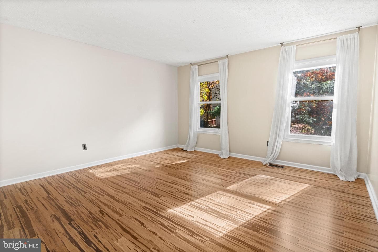 8005 Hillrise Court photo 24
