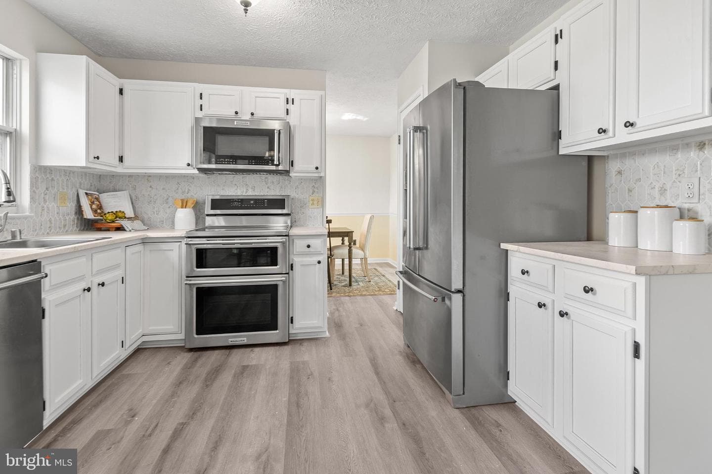 8005 Hillrise Court photo 4