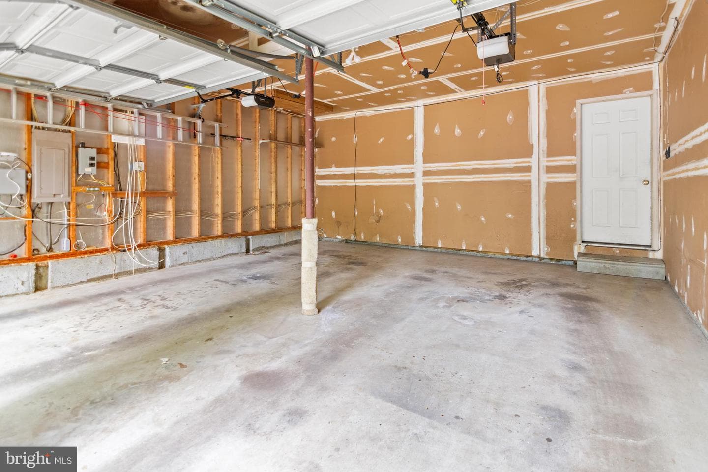 8005 Hillrise Court photo 43