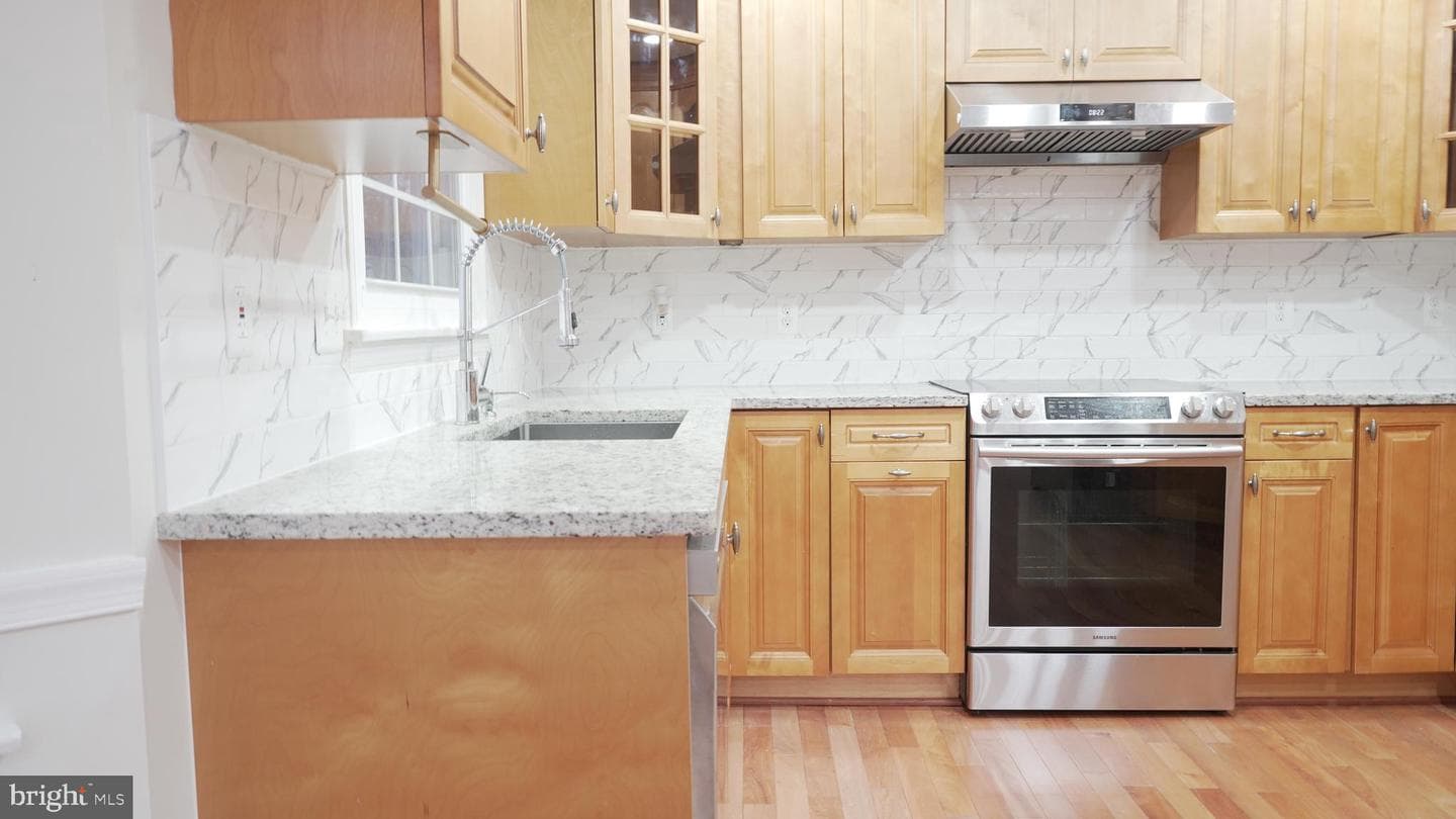 10203 Raleigh Tavern Lane photo 14