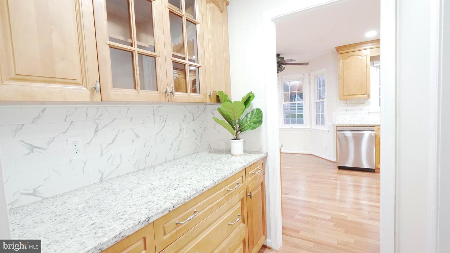10203 Raleigh Tavern Lane photo 17