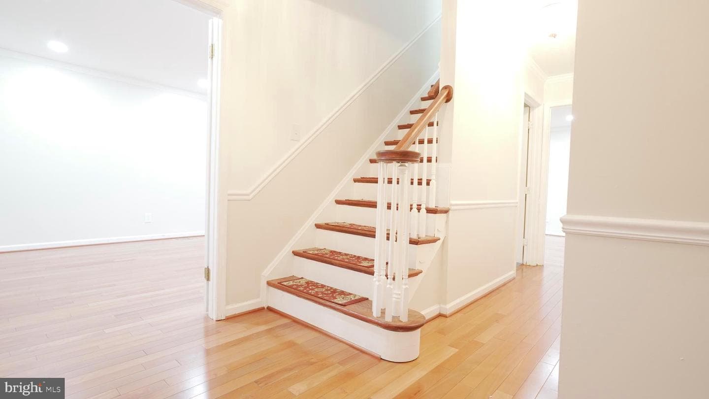 10203 Raleigh Tavern Lane photo 25