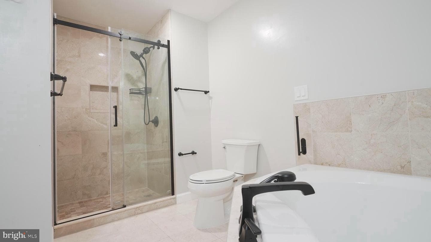 10203 Raleigh Tavern Lane photo 34