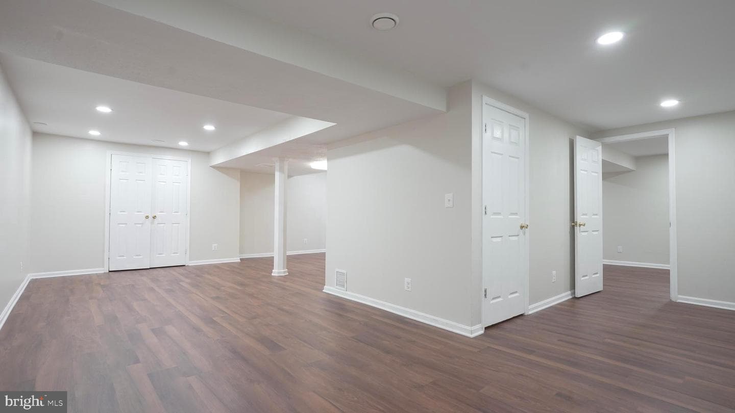 10203 Raleigh Tavern Lane photo 45