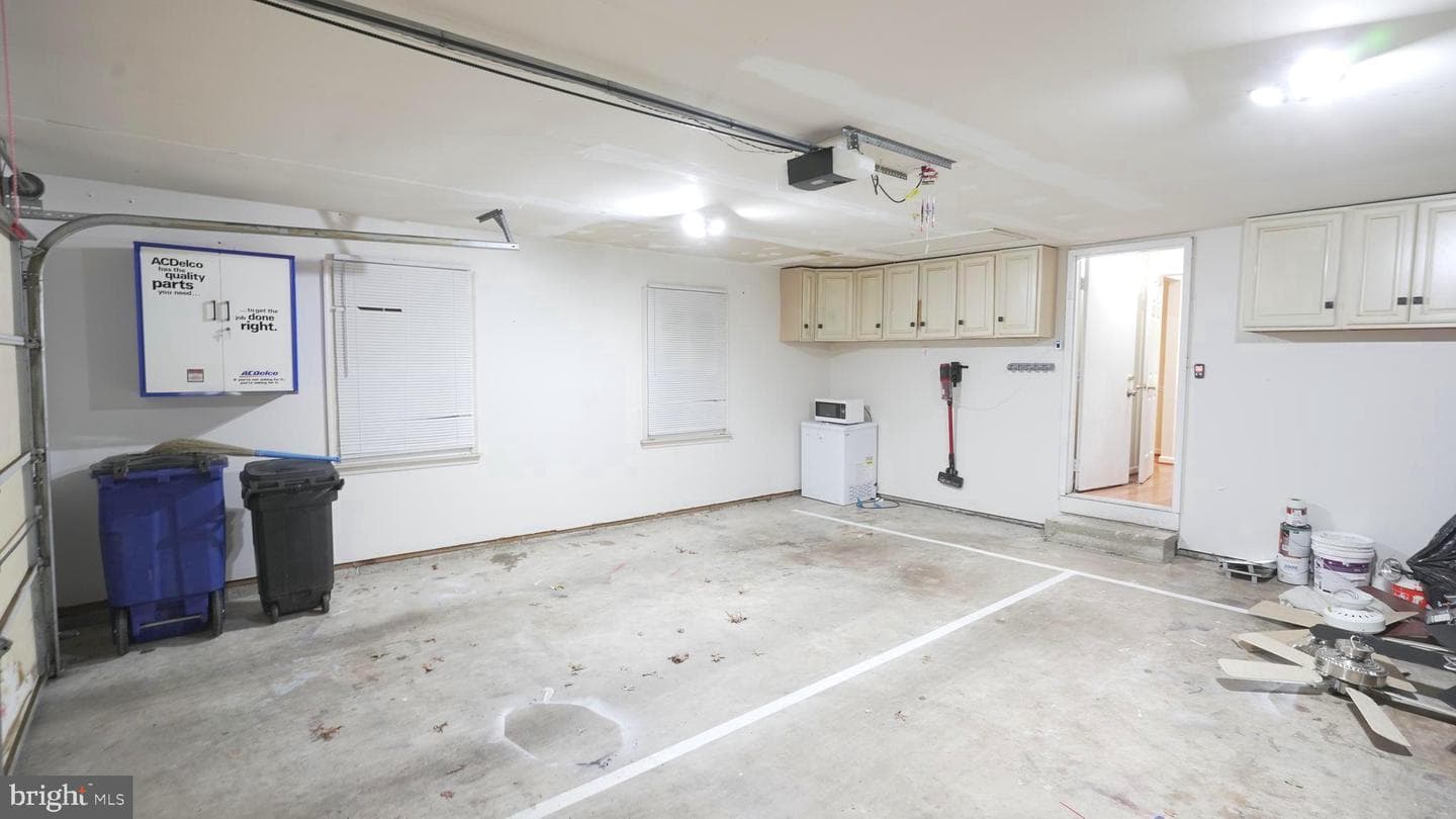 10203 Raleigh Tavern Lane photo 48