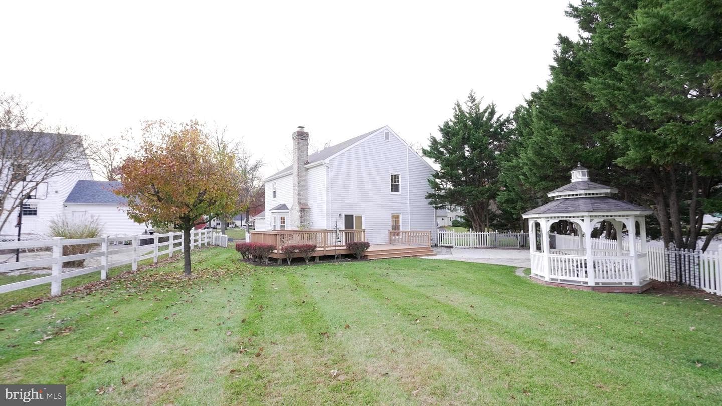 10203 Raleigh Tavern Lane photo 53