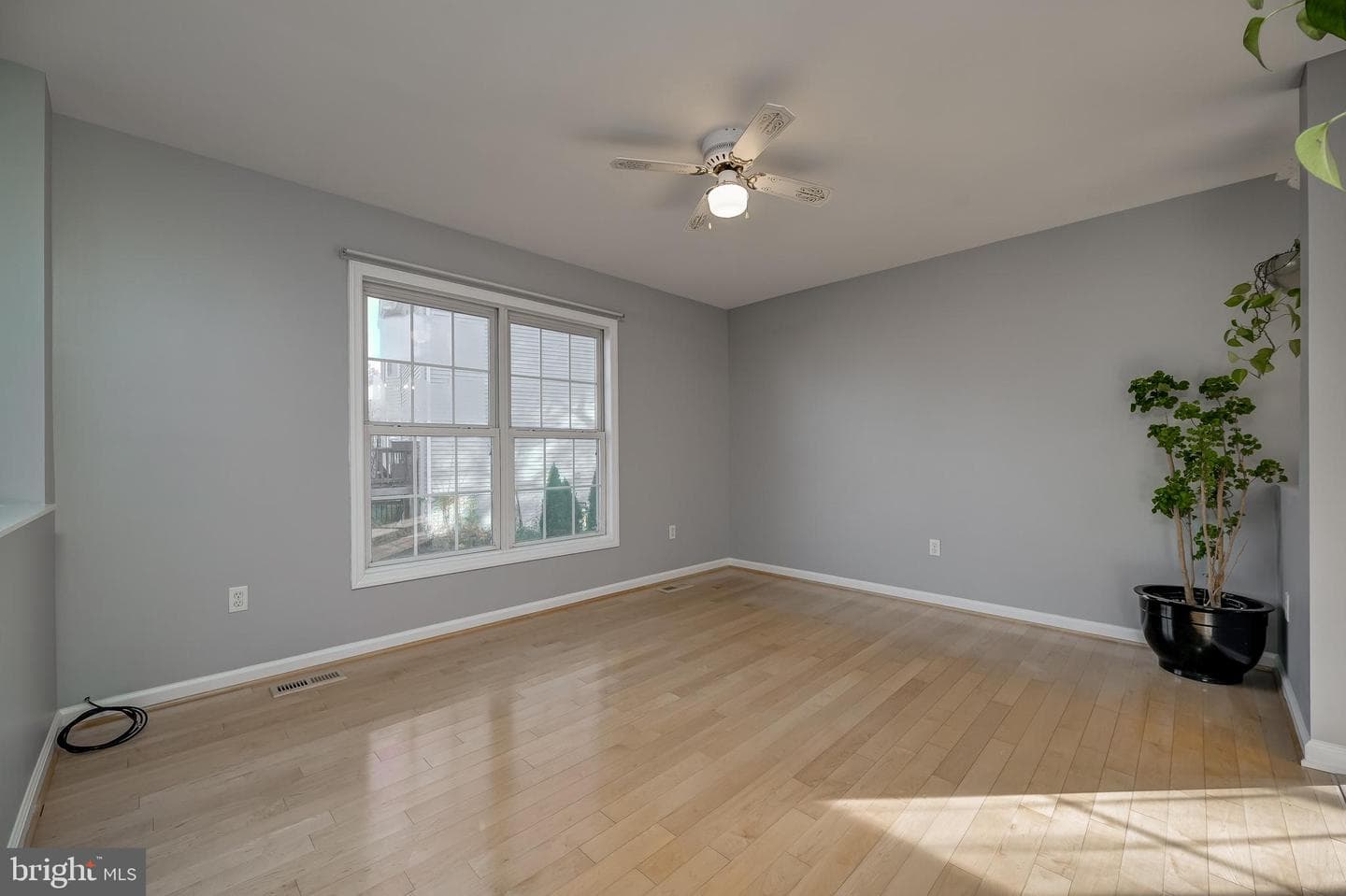 8252 Glen Court photo 6