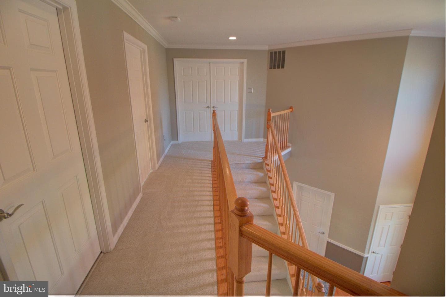 7030 Calvert Drive photo 18