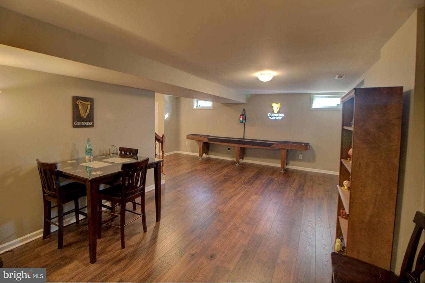 7030 Calvert Drive photo 37