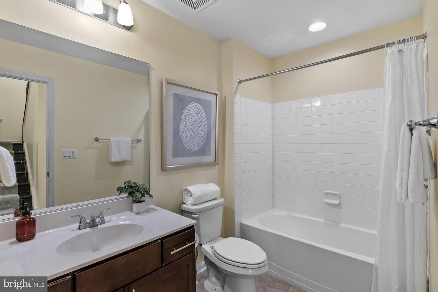7217 Barry Lane photo 32