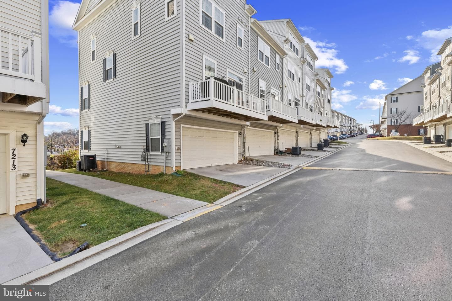 7217 Barry Lane photo 46