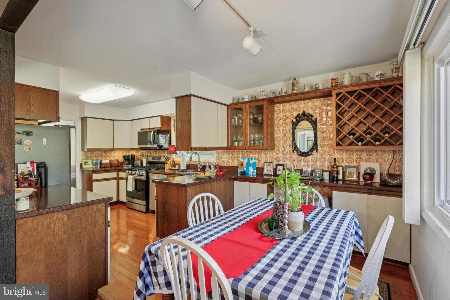 10968 Swansfield Road photo 18